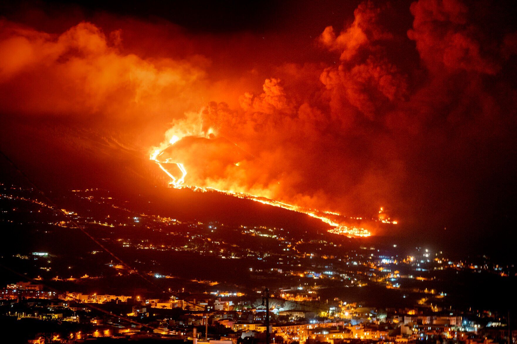 APTOPIX Spain Volcano